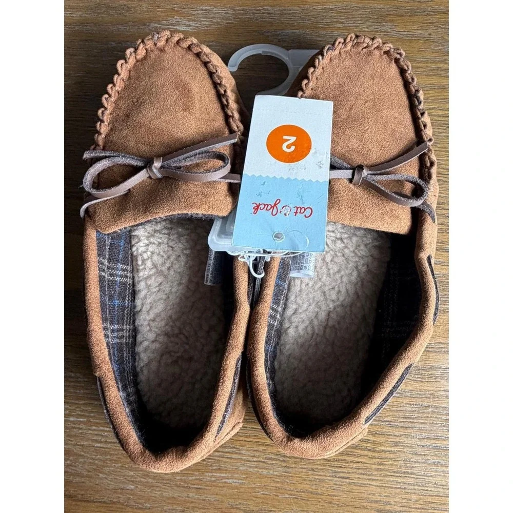 Cat & Jack Kids Lion Brown Faux Suede Moccasin Slippers Size 2 NWT